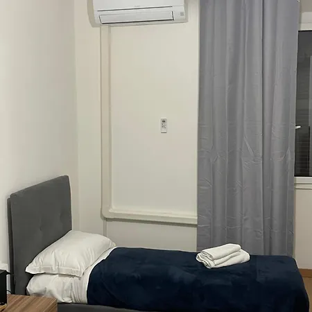 Casa Alessandrina Apartment *